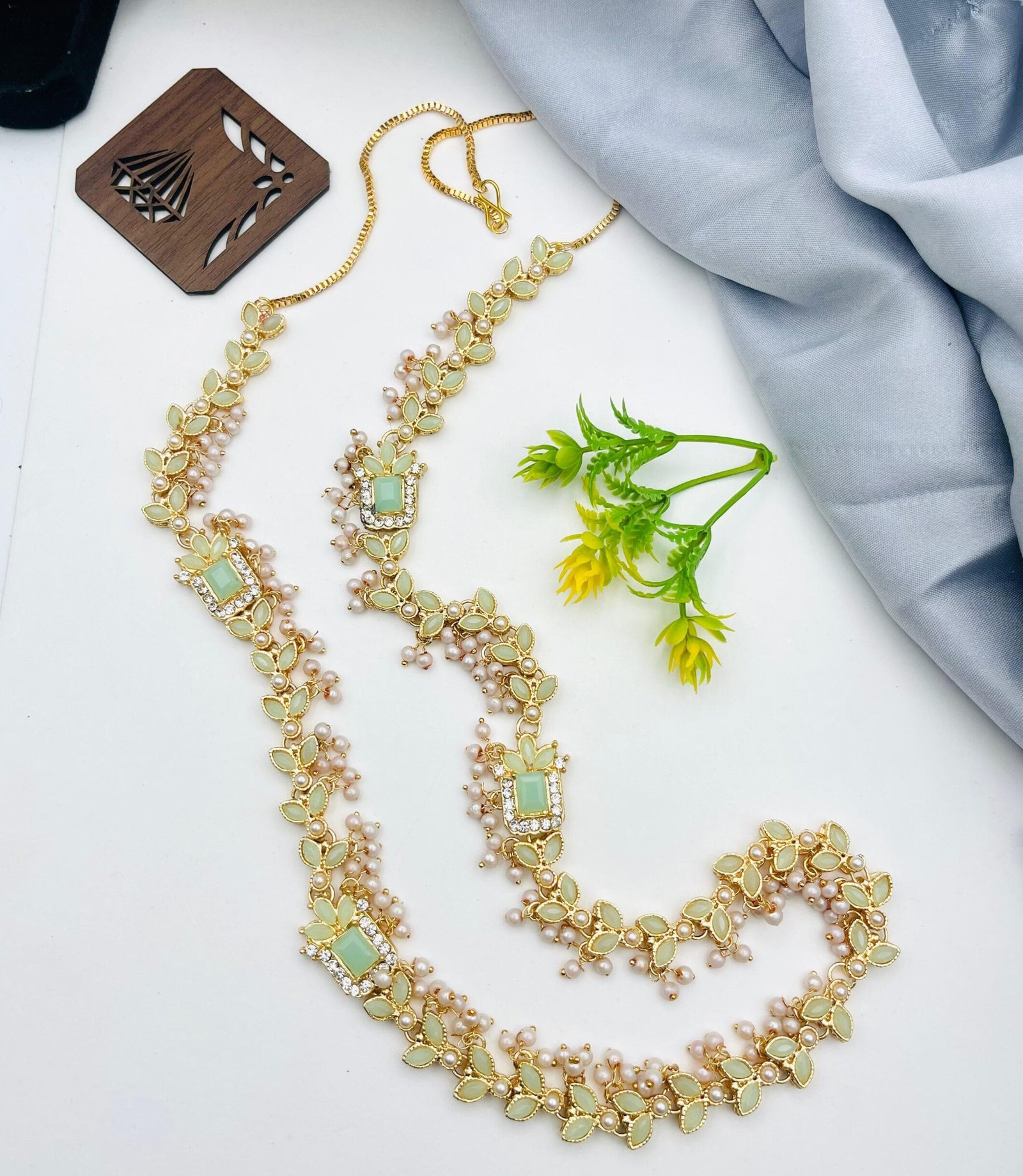New Arrival🔥🔥🔥 Fancy Beautiful Gold Plated Zircon Long Mala For Her😍😍😍 Best Quality Garanty💯✔️ Different Colours