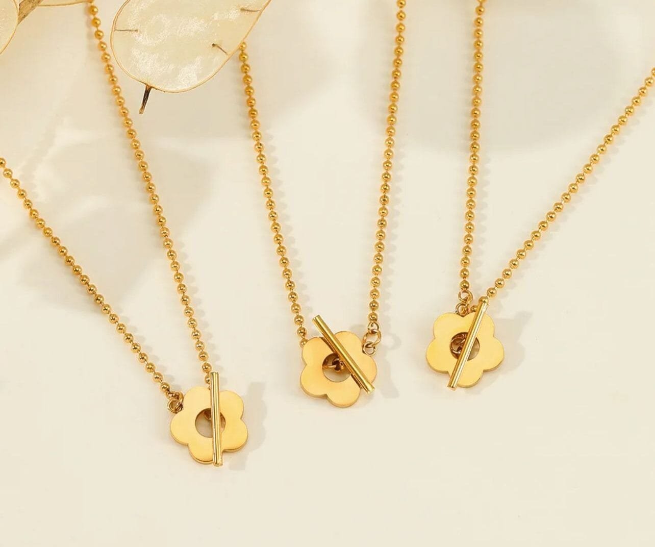 Fancy Beautiful Retro Flower Stainless Steel Up Down Pendants For Herπππ - Image 3