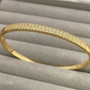 WhatsApp Image 2024-12-03 at 7.28.40 AM New Arrival🔥🔥🔥 Fancy Beautiful Tarnish Free Stainless Steel Zircon Daimond Handcuffs For Her😍😍😍